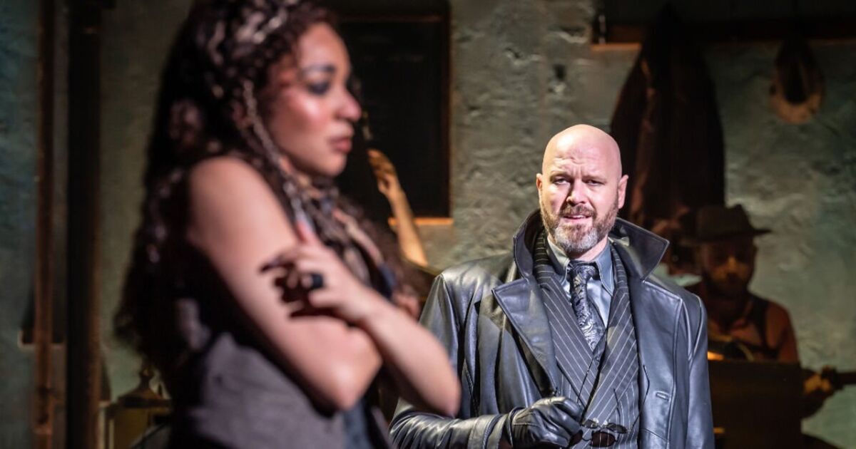 Les billets pour Hadestown sont à 22 £ sur LOVETheatre - achetez les vôtres maintenant