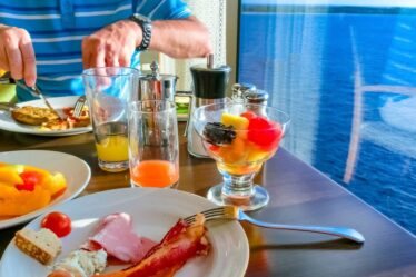 Les passagers des croisières sont invités à cesser de se comporter comme des buffets