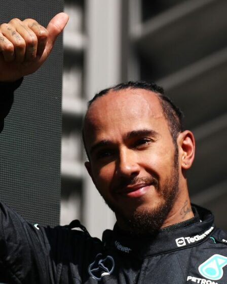 Lewis Hamilton exprime clairement ses sentiments après avoir battu son remplaçant chez Mercedes