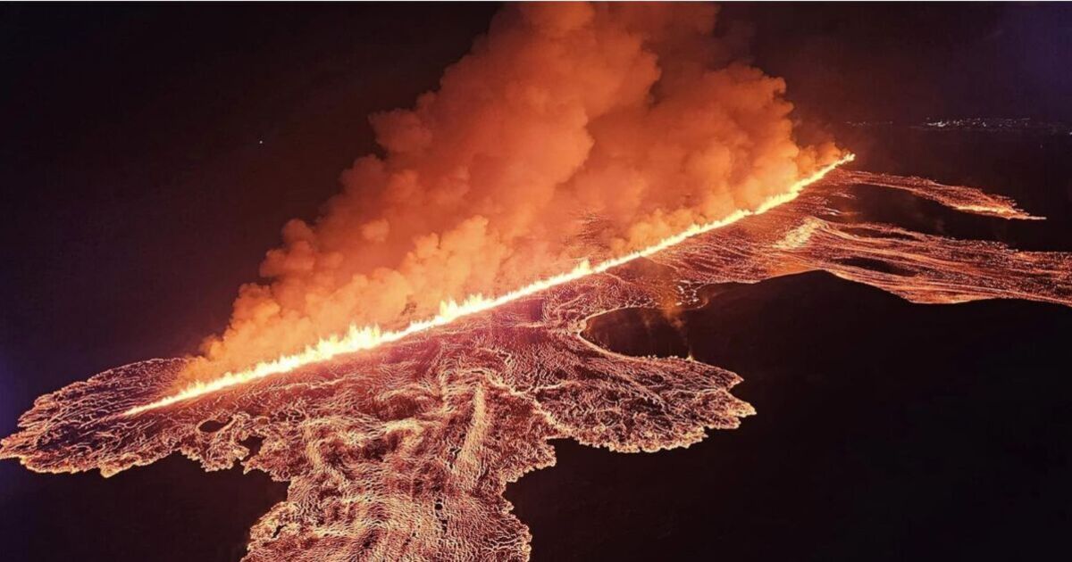 Ne sortez pas, alerte alors qu'un gigantesque nuage de gaz acide engloutit le Royaume-Uni