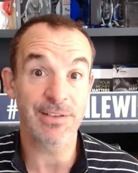 Un conseil de Martin Lewis aide une femme à augmenter sa pension de retraite de 60 000 £