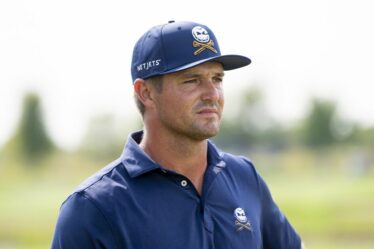 Bryson DeChambeau transpire alors que « l'échappatoire expire », ce qui pourrait mettre Keegan Bradley en colère