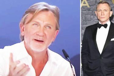 Daniel Craig lève les yeux au ciel et refuse de répondre à une question gay sur James Bond : « Je veux dire, s'il vous plaît ! »