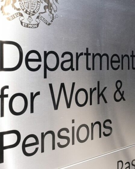 Des millions de personnes recevront un paiement DWP de 150 £ alors que le programme est sur le point d'ouvrir