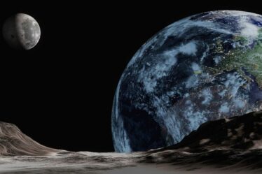 Des scientifiques stupéfaits révèlent que la Terre pourrait être sur le point d'avoir une « mini lune » temporaire