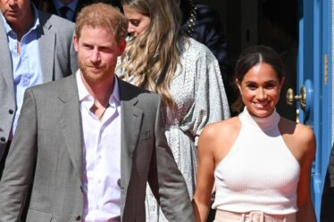 Famille royale EN DIRECT : le prince Harry et Meghan Markle ont « snobé » la défunte reine dans ses derniers jours