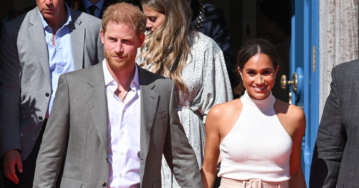 Famille royale EN DIRECT : le prince Harry et Meghan Markle ont « snobé » la défunte reine dans ses derniers jours