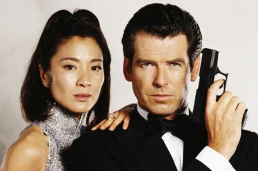 La James Bond girl de Pierce Brosnan, Michelle Yeoh, a estimé que Demain ne meurt jamais l'avait mise au chômage