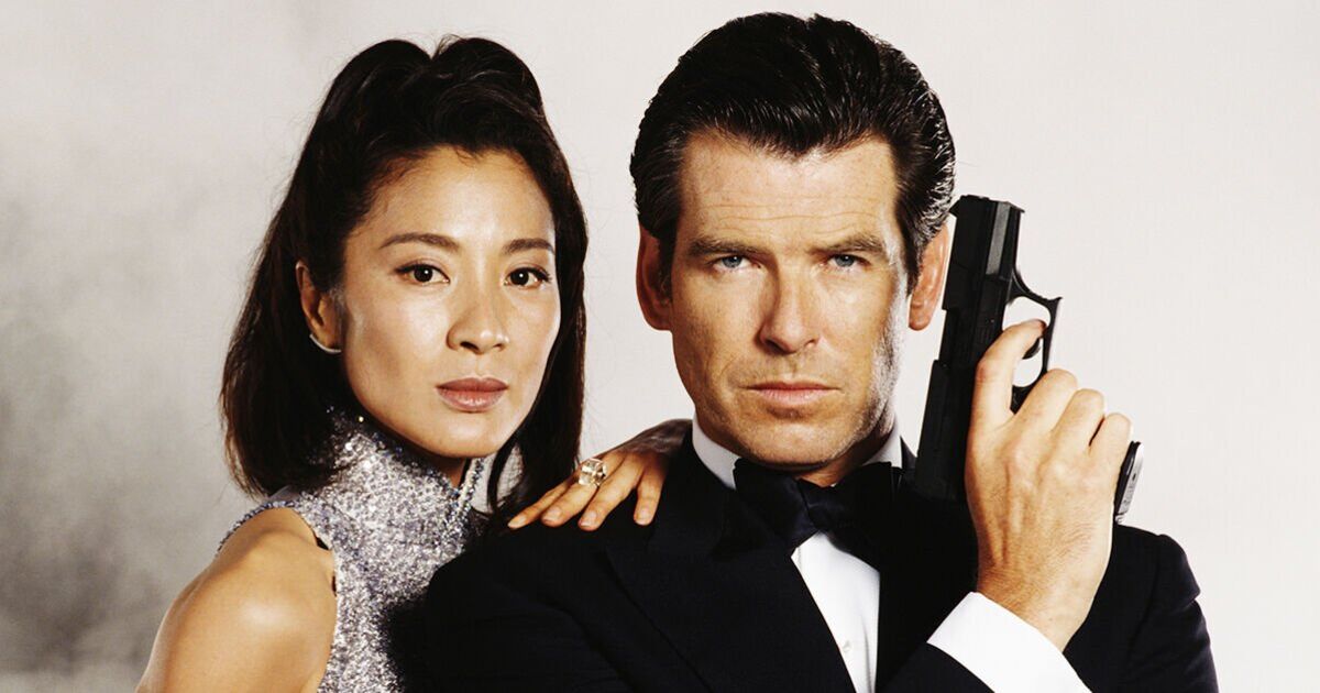 La James Bond girl de Pierce Brosnan, Michelle Yeoh, a estimé que Demain ne meurt jamais l'avait mise au chômage