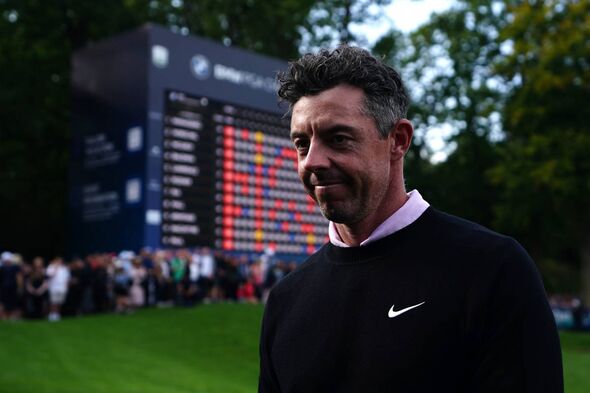 Rory McIlroy quitte le 18e trou lors de la troisième journée du Championnat BMW PGA 2024