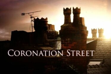 La légende de Coronation Street décède à l'âge de 93 ans, tandis que les hommages affluent pour sa « véritable icône »