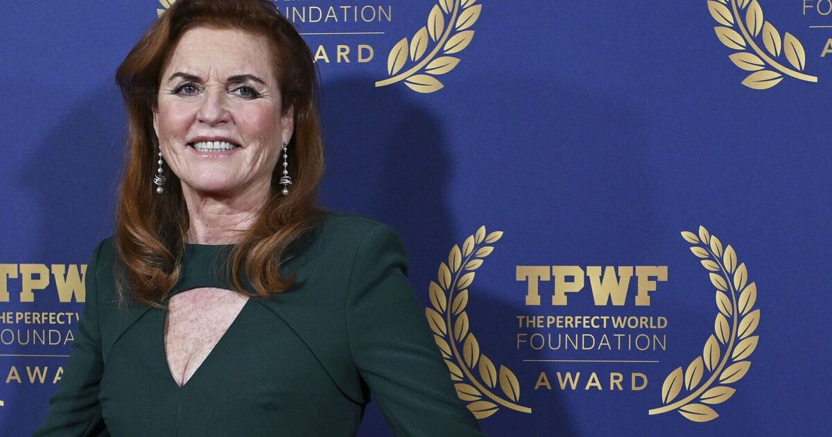 La robe audacieuse de Sarah Ferguson à 1 700 £ suscite la frénésie des fans de la famille royale - obtenez-la pour seulement 34 £