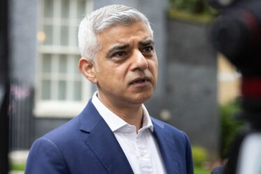 Le personnel de Sadiq Khan au TFL « se fait jeter des œufs » par les combattants anti-ULEZ