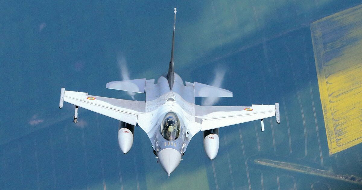 Les craintes d'une troisième guerre mondiale surgissent alors qu'un pays de l'OTAN envoie des F-16 après que « la Russie a violé l'espace aérien du bloc »