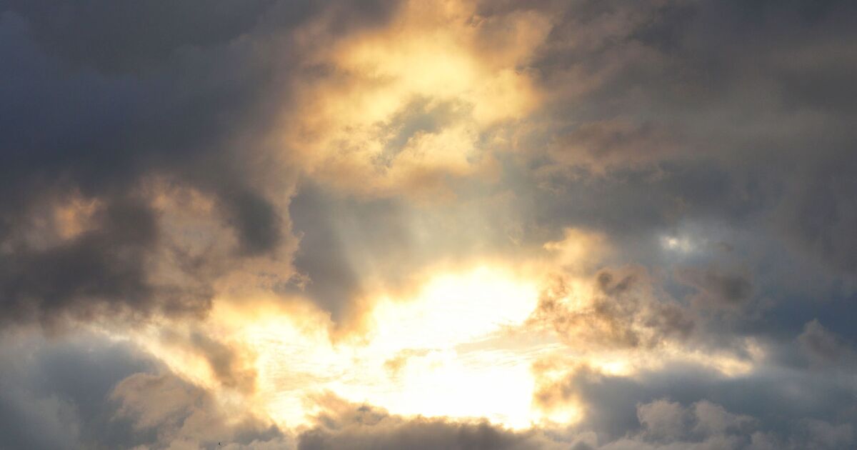 Les gens sont convaincus qu'il y a un « problème dans la matrice » après avoir repéré un étrange coucher de soleil