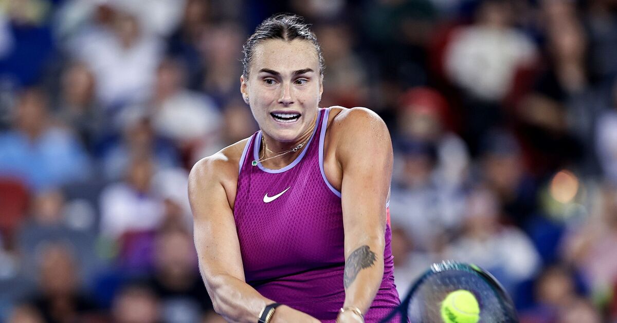 Aryna Sabalenka donne des conseils à Coco Gauff après s'être effondrée lors de la défaite de l'Open de Wuhan