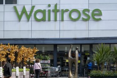 "J'ai travaillé chez Waitrose – des adultes d'apparence respectable ont utilisé les deux mêmes tactiques pour voler à l'étalage"