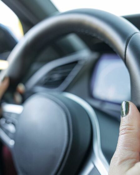 "Je suis moniteur d'auto-école – la plupart des automobilistes se trompent sur la règle de priorité de passage"