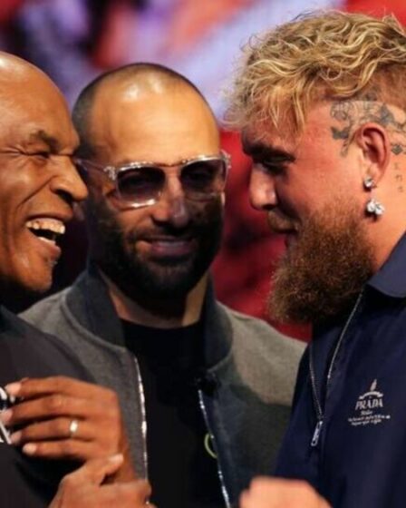 La petite amie de Jake Paul fait une remarque inquiétante à Mike Tyson alors que la tension apparaît avant le combat