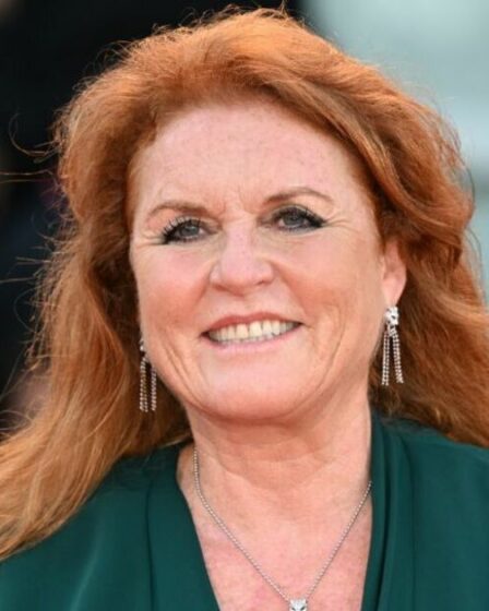 La princesse Eugénie partage une nouvelle photo de Sarah Ferguson avec son petit-fils dans un message sincère