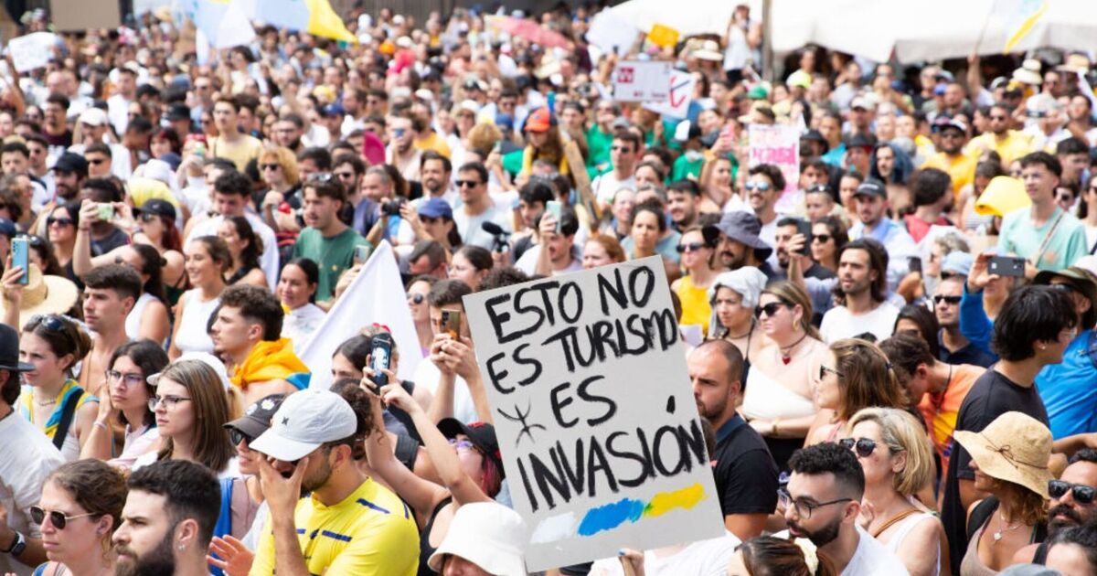 Manifestation aux îles Canaries EN DIRECT : un haut lieu de vacances se prépare à des manifestations anti-touristiques