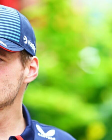 Max Verstappen répond aux critiques de la F1 en disant qu'il "lit à peine quoi que ce soit" sur son propre sport