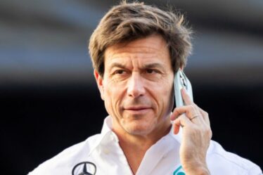 Toto Wolff admet que Mercedes est "en sérieuse difficulté" à cause d'un problème qui pourrait entraîner d'énormes sanctions