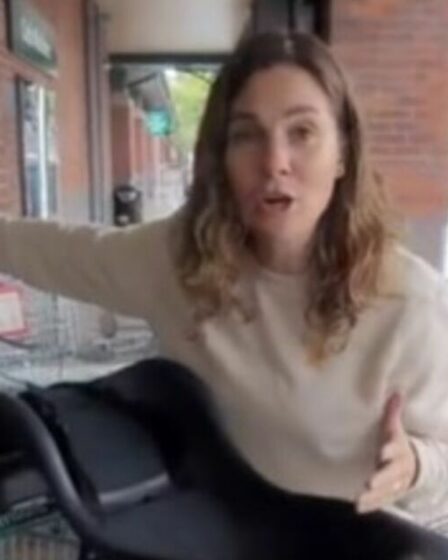 Un acheteur américain partage une grande différence dans un supermarché après avoir visité le Royaume-Uni
