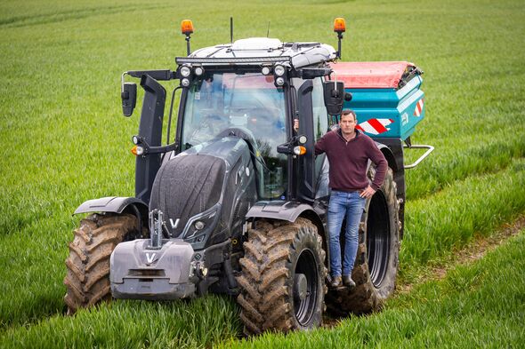 L'agriculteur concerné Will Ashby de Peasmarsh dans l'East Sussex