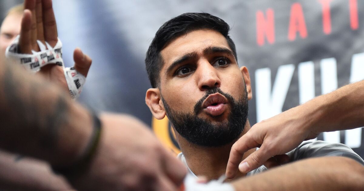 Amir Khan n'a pas encore confirmé le vœu de Mike Tyson alors que Jake Paul « accepte » une nouvelle offre de combat