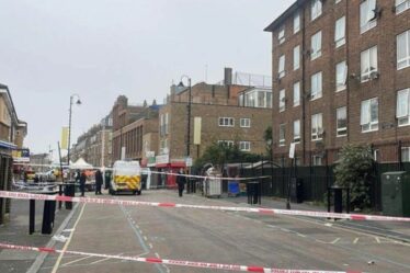 Attaque au couteau au marché de Walworth : un mort alors que plusieurs personnes ont été poignardées lors d'une attaque d'horreur en milieu de matinée