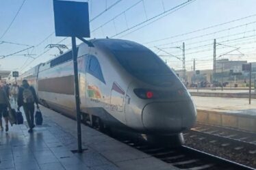 "J'ai pris le premier train à grande vitesse d'Afrique entre deux villes magnifiques - pour seulement 15,50 £"