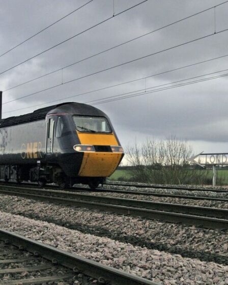 La principale ligne ferroviaire britannique devrait être transformée grâce à une rénovation de 1,4 milliard de livres sterling