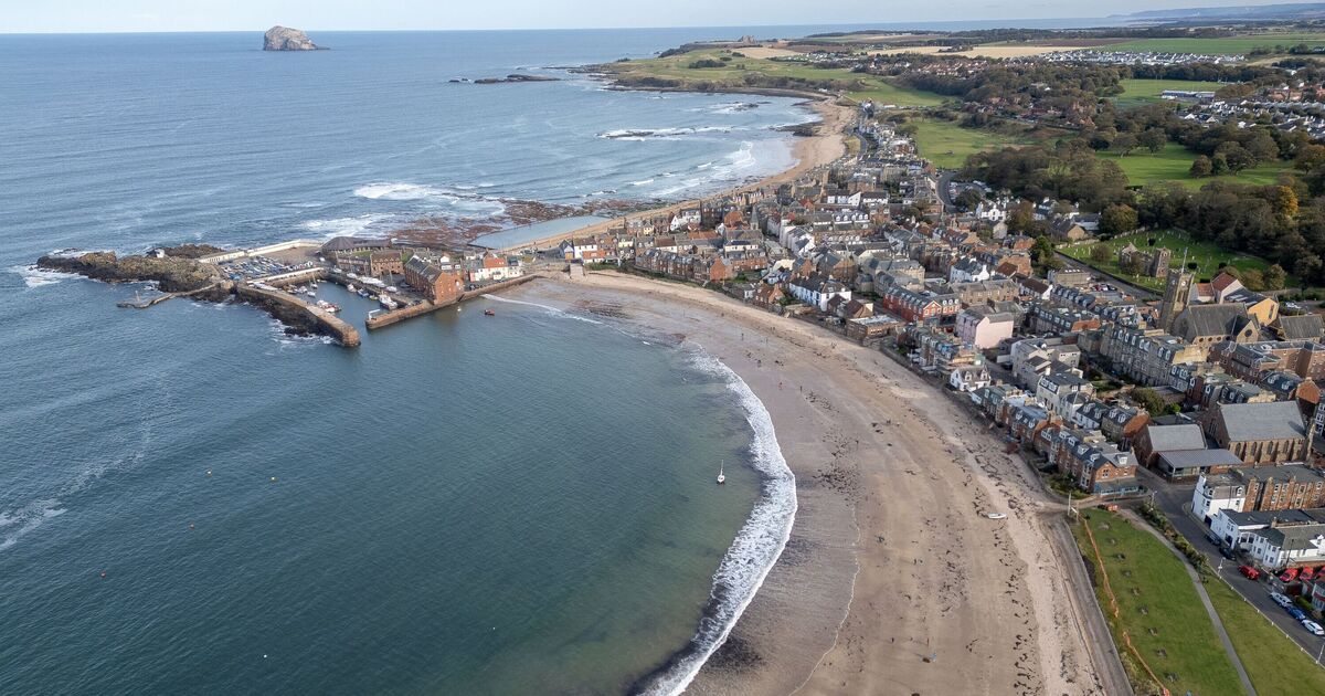 Le meilleur endroit où vivre au Royaume-Uni est une « charmante » ville avec des « plages préservées » et du beau temps.