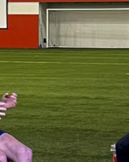 Les fans d'Arsenal pensent qu'un gros indice a été laissé sur la sélection de l'équipe de Chelsea alors que la photo apparaît