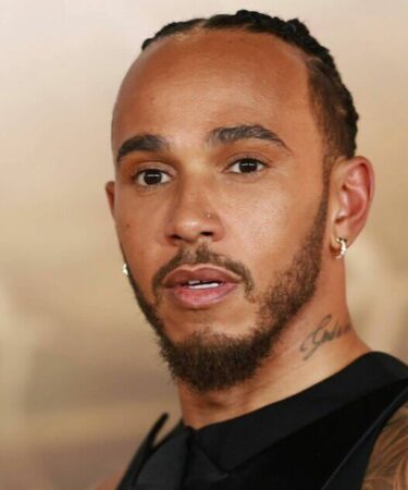 Les fans de F1 trollent brutalement Lewis Hamilton alors que le drame de Michael Masi remonte