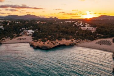 Lieu de vacances en Espagne avec des plages à couper le souffle nommée parmi les meilleurs endroits à visiter