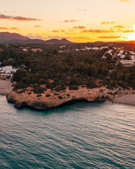 Lieu de vacances en Espagne avec des plages à couper le souffle nommée parmi les meilleurs endroits à visiter