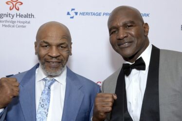 Mike Tyson a proposé le prochain combat d'Evander Holyfield alors que l'icône de la boxe indique clairement sa position