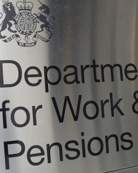 Mise à jour du DWP vendredi sur le paiement du carburant d'hiver et le triple verrouillage, 300 £ versés aux retraités