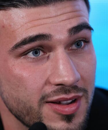 Tommy Fury déchire Daniel Dubois et met énormément d'argent sur la table après la fuite des DM