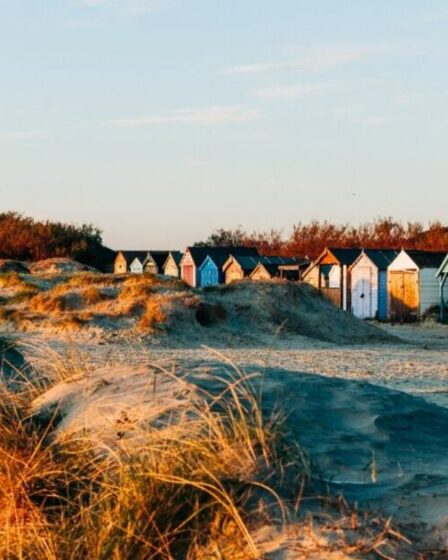 Un comté balnéaire britannique sous-estimé sur la liste des 25 meilleurs endroits au monde à visiter en 2025