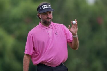 Un golfeur limogé de LIV Golf avec Bubba Watson décide du prochain mouvement après la hache