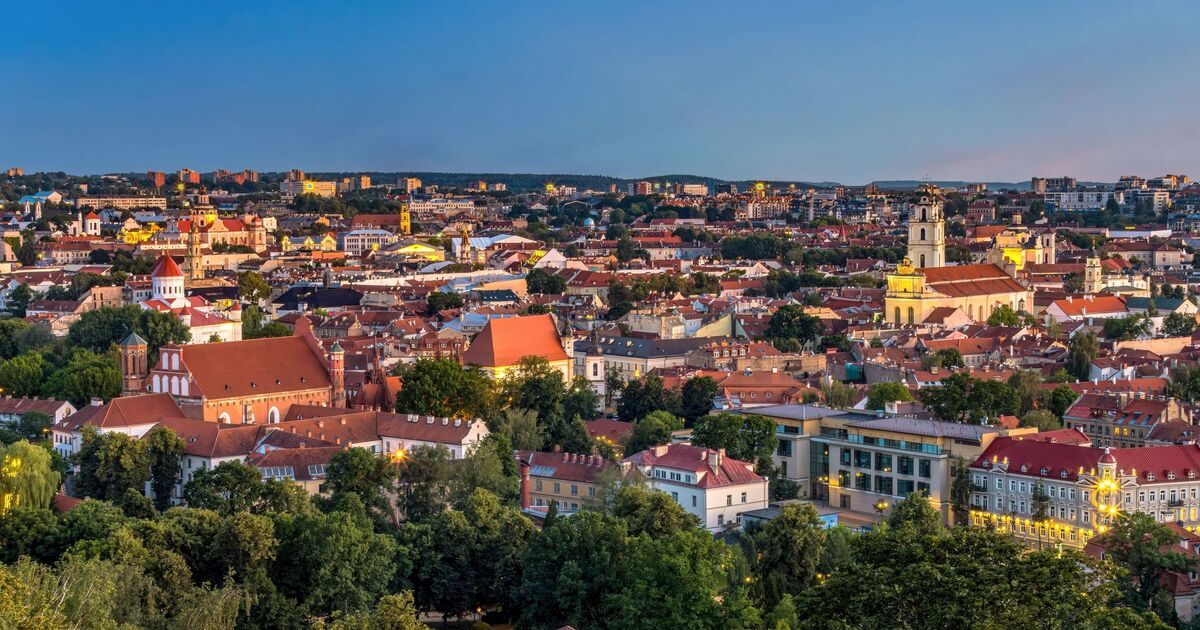 Une escapade citadine européenne avec des paysages magnifiques et des restaurants de premier ordre, une visite incontournable pour 2025