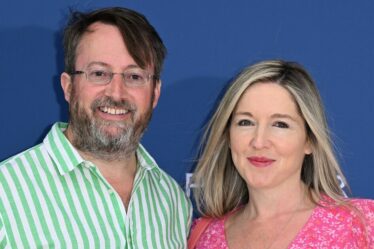 Victoria Coren Mitchell expose sa « dispute » avec son mari David Mitchell à l'occasion de son anniversaire de mariage