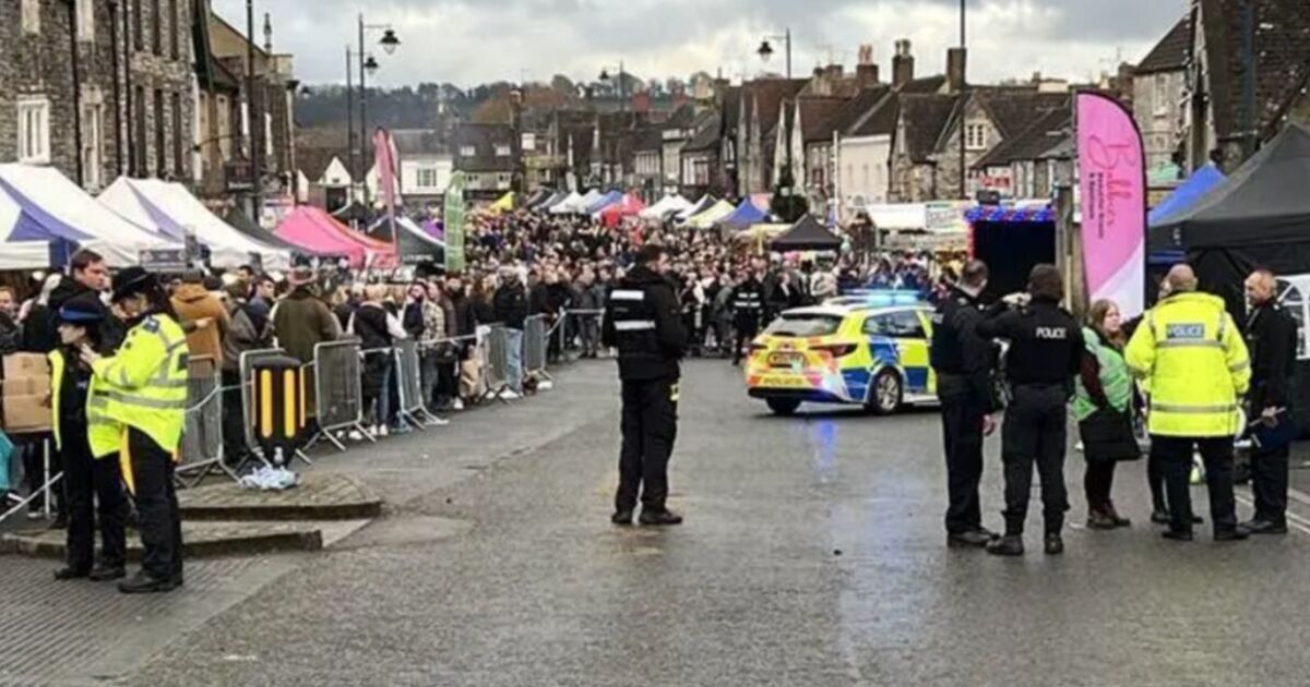 Deux enfants blessés lors d'un accident de voiture sur un marché de Noël dans une ville britannique