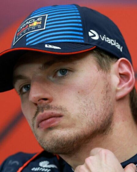 F1 LIVE: Max Verstappen s'en prend à la pénalité de la FIA et abandonne dans la bataille pour le titre