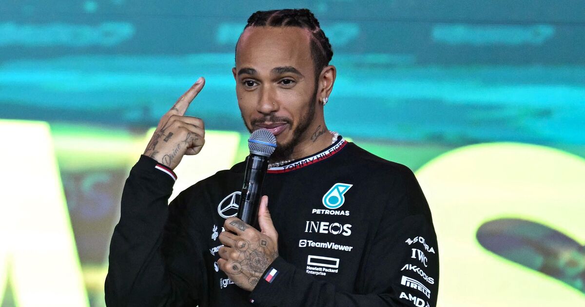 Ferrari mord ses rivaux de F1 suite au commentaire cinglant de Lewis Hamilton