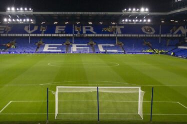 La date Everton vs Liverpool a été décidée alors qu'Arne Slot a rendu la faveur lors d'un match reporté