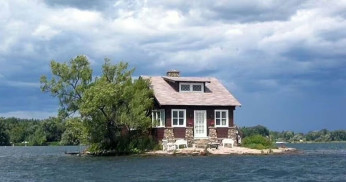 La petite île qui est la « plus petite du monde » avec juste assez de place pour une maison